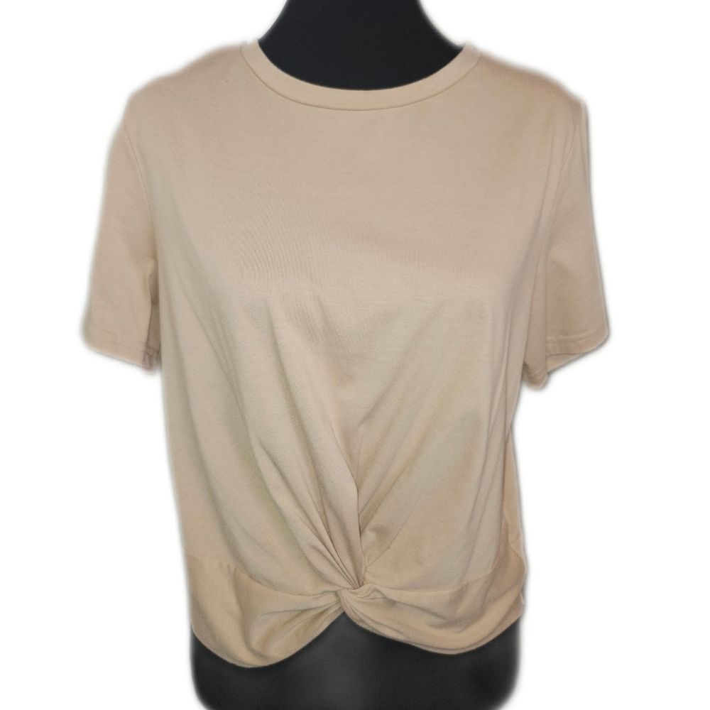 Jinkesi (Amazon) Tan Short Sleeved Twist Front Cropped Short Slv Tee, L